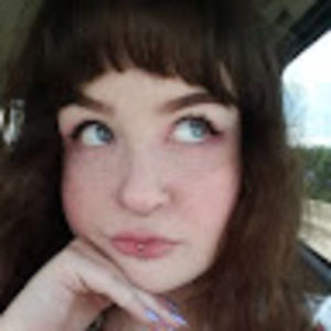 Meet your Posher, Madalyn